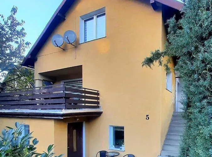 Apartament Kwiatowa